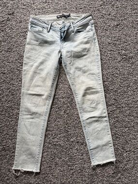 Levi's Light Blue Skinny Jeans with Frayed Hem